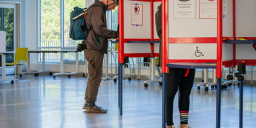 Virginia Redistricting Vote Thrown Into Chaos After Judge’s Ruling