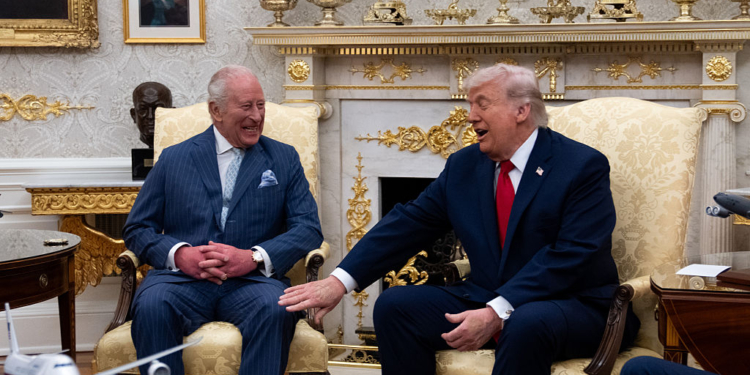WH Posts Photo of King, Trump: ‘Two Kings’