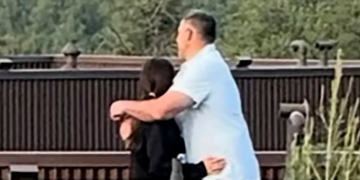 NFL Insider Steps Down Amid Photo Controversy With Patriots Coach