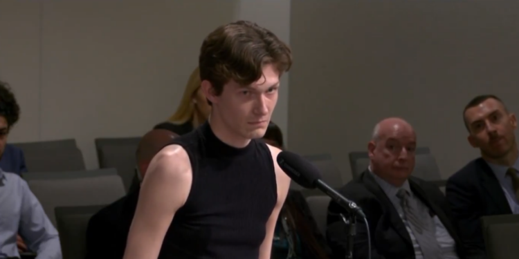 ‘Let That Sink In’: Detransitioner Challenges California Transgender Bill