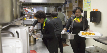 California, Washington Are Nation’s Biggest Tightwads When It Comes To Tipping