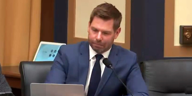 Democrat Activist Says ‘Shocking’ Number Of Women Prepared To Accuse Eric Swalwell Of Harassment