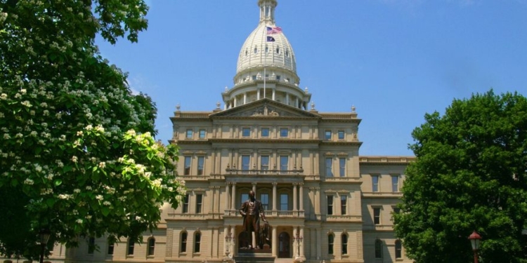 Democrat Devises Another Trojan Horse To Strangle Gun Store Owners