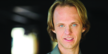 Famous UFO Researcher Reportedly Dies Just A Few Years After Saying He Wasn’t Suicidal