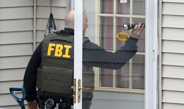 Gun-Wielding Feds Reportedly Raid Homes Of Democrat Sisters In Migrant Shelter Fraud Probe