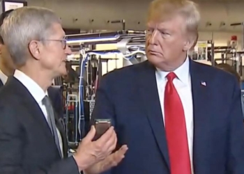 Tim Cook Announces Exit As Apple CEO