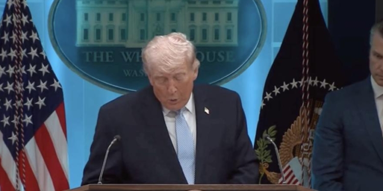 Trump Says Rescued Air Force Office ‘Evaded Capture’ For Nearly 48 Hours On Enemy Lines