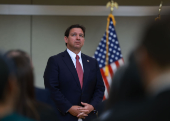 DeSantis Signs New Map That Could Hand GOP More House Seats
