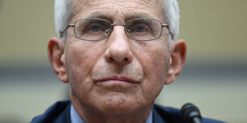 CIA Officer Accuses Fauci Of Steering COVID-19 Origin Narrative