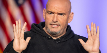 Fetterman’s Chief of Staff Resigns As Staffing Problem Continues