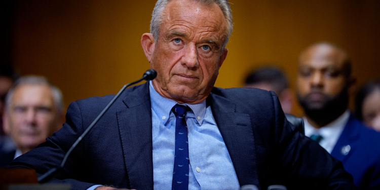 RFK Jr Adds Snake Wrangler to Resume
