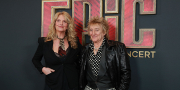 Rock Icon Pulls Vegas Performances at the Last Minute