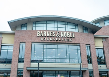 Barnes & Noble CEO Addresses Stance on AI-Written Books