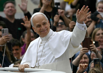 Bank Teller Hangs Up on Pope Thinking the Call Was a Prank