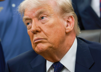 Trump Pauses Project Freedom After 1 Day