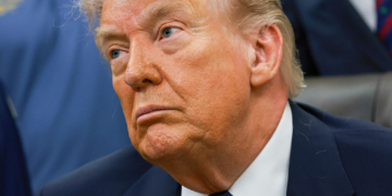 Trump Pauses Project Freedom After 1 Day