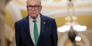 Schumer Backs Plan To Freeze Senators’ Pay During Shutdowns