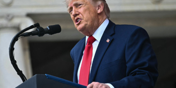 Trump’s Cabinet to Meet at Camp David