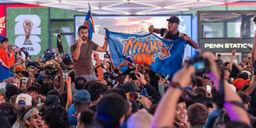 Knicks Sweep Sparks Wild NYC Celebration