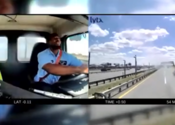 Jet’s Landing Gear Slams Truck in Shocking Highway Close Call