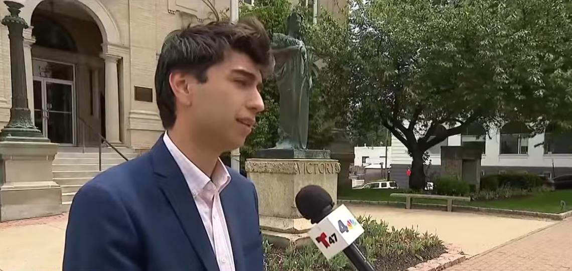 24-Year-Old Ousts Mayor After Massive Factory Fire Fallout