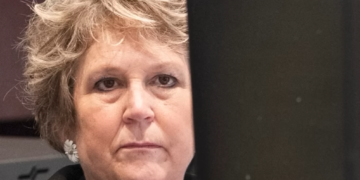 Alex Murdaugh Sues Clerk After Murder Conviction Tossed