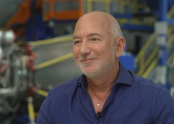 Jeff Bezos Pushes to End Federal Income Taxes for Millions of Americans