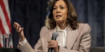 Bad Ideas Take Center Stage In Viral Kamala Clip