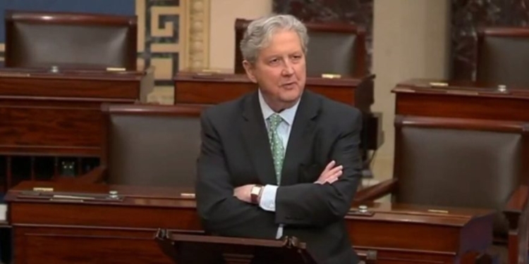 Senators Vote To Nix Their Own Pay During Shutdowns