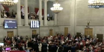 Tennessee House Descends Into Chaos As Dems’ Only Congressional District Is Eliminated In New Map