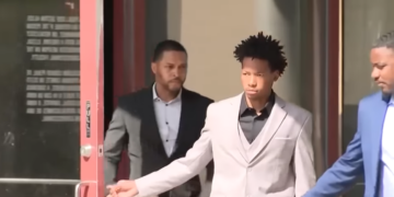Austin Metcalf Had ‘No Right’ to Use Force, Karmelo Anthony Attorney Tells Jury